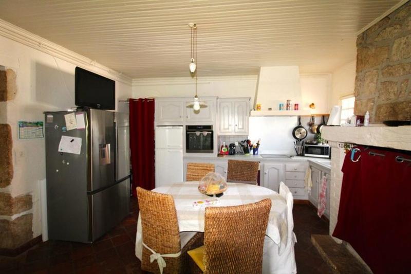 Propriété - 253 m² - 8 pièces