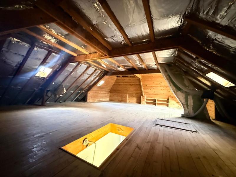 Maison - 102 m² - 4 pièces