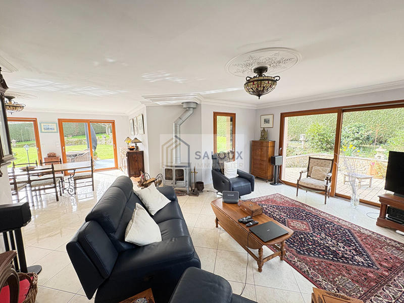 Maison - 176 m² - 7 pièces