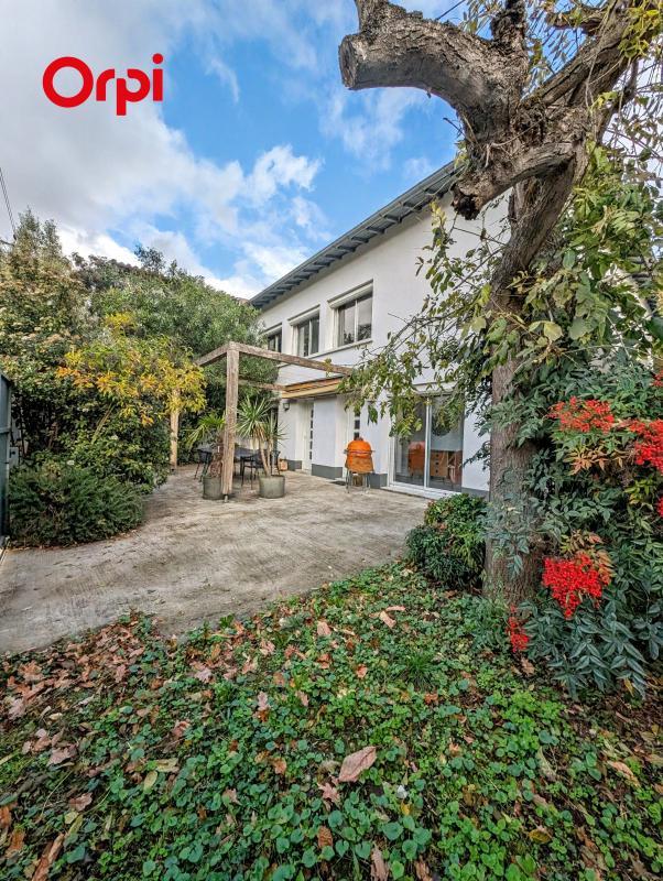 Villa - 169 m² - 7 pièces