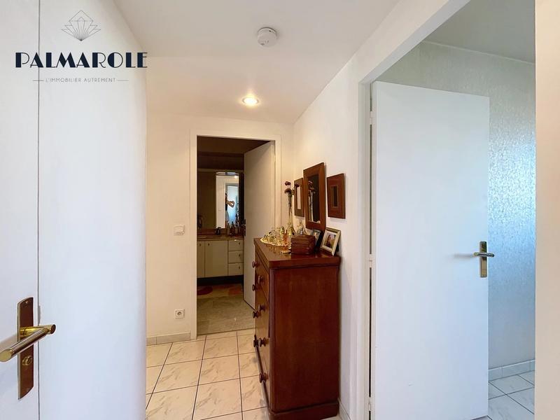 Appartement - 79 m² - 3 pièces