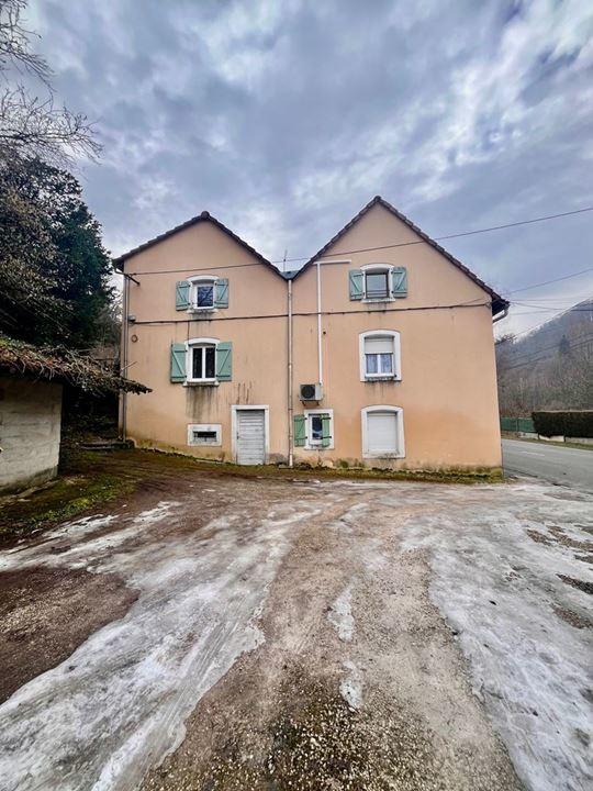 Immeuble - 190 m² - 1 pièce