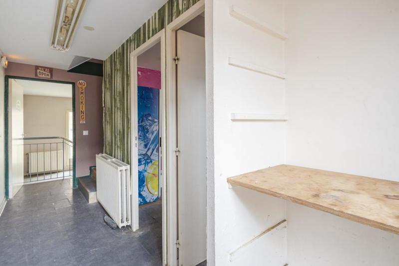 Bureau - 106 m² - 5 pièces