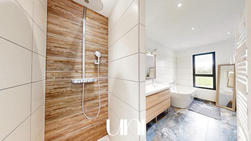 Maison - 155 m² - 5 pièces