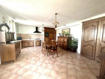 Maison - 160 m² - 5 pièces