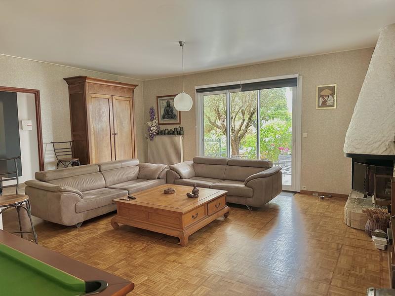 Villa - 365 m² - 10 pièces