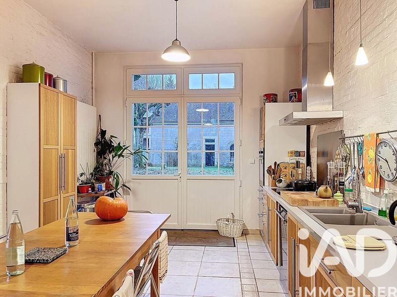 Maison - 354 m² - 10 pièces