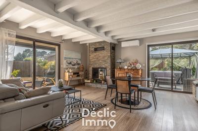 Maison - 140 m² - 7 pièces