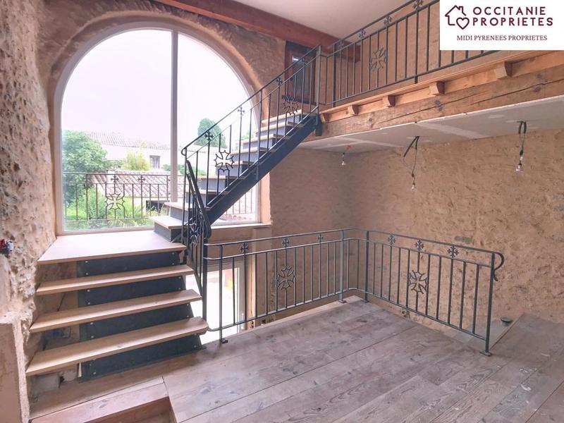 Maison de village - 238 m² - 9 pièces