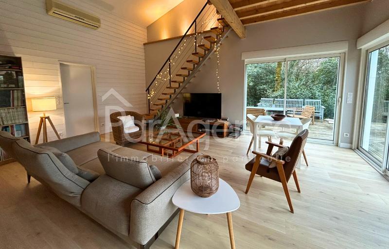 Maison - 158 m² - 4 pièces