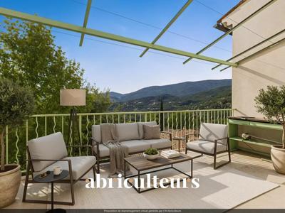 Appartement - 95 m² - 4 pièces