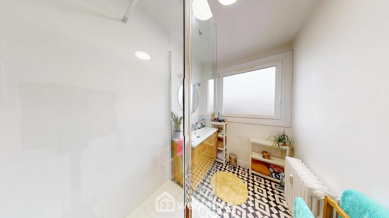 Appartement - 95 m² - 5 pièces