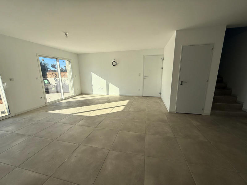 Maison - 98 m² - 4 pièces