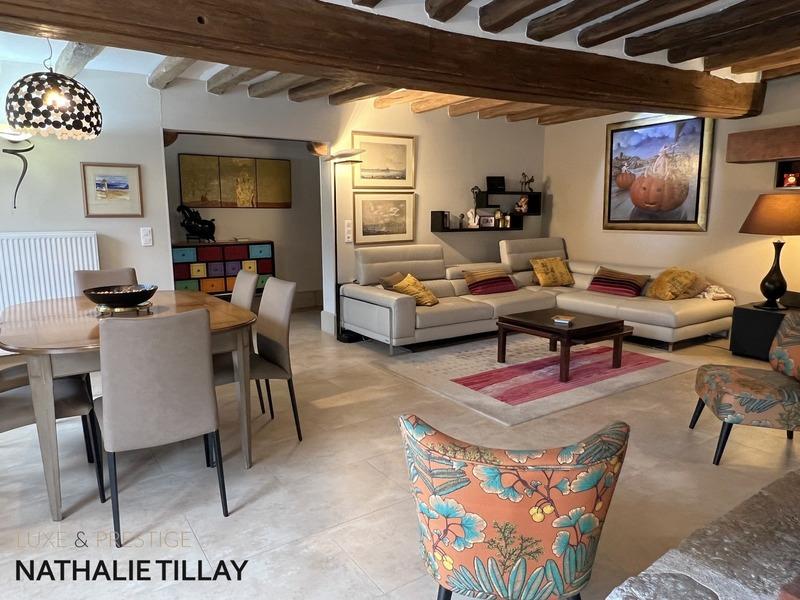 Propriété - 250 m² - 8 pièces