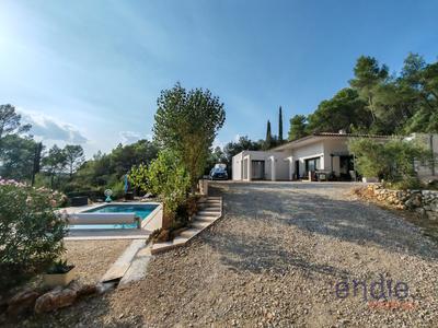 Maison - 147 m² - 6 pièces