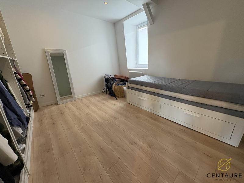 Maison ancienne - 211 m² - 6 pièces