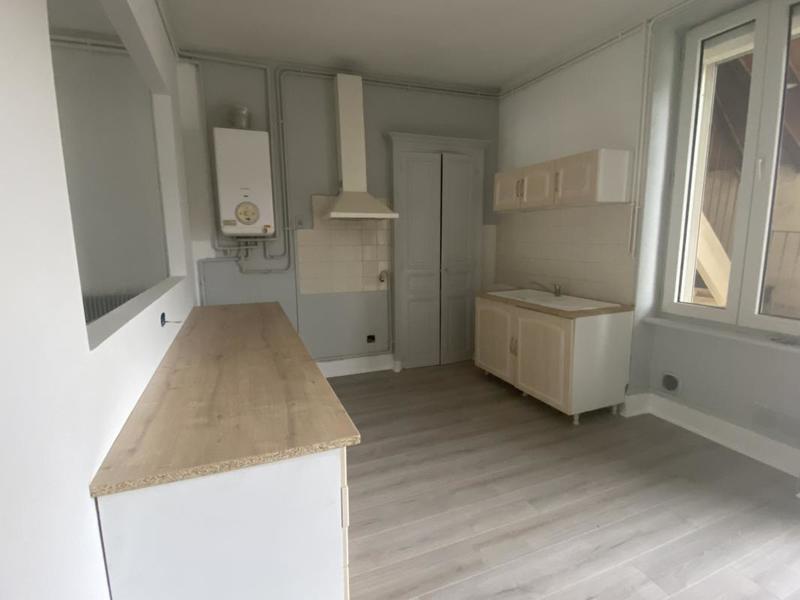 Appartement - 95 m² - 3 pièces