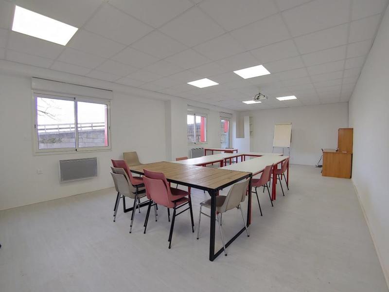 Bureau - 500 m² - 4 pièces