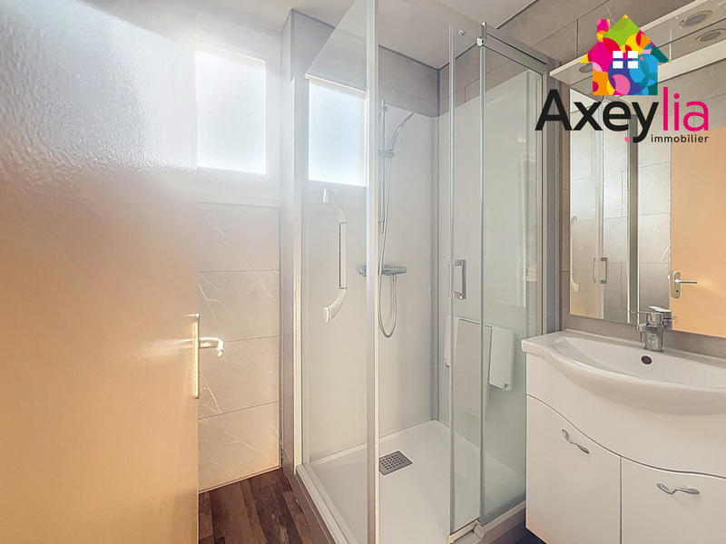 Appartement - 65 m² - 4 pièces