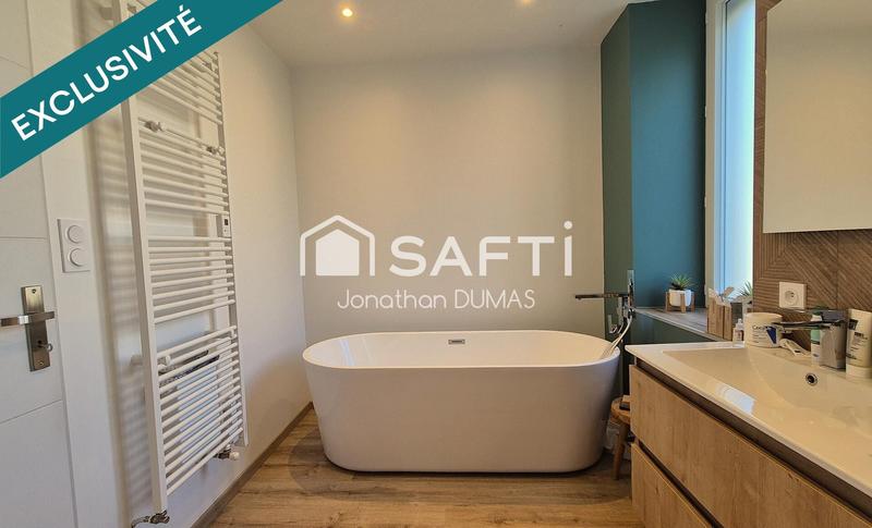 Maison de ville - 140 m² - 7 pièces