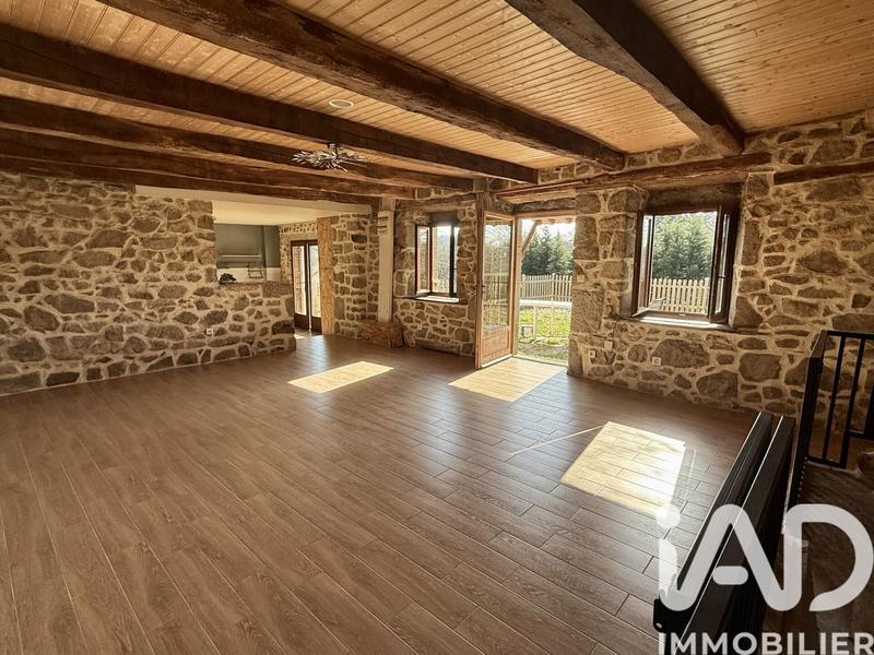Maison - 92 m² - 4 pièces