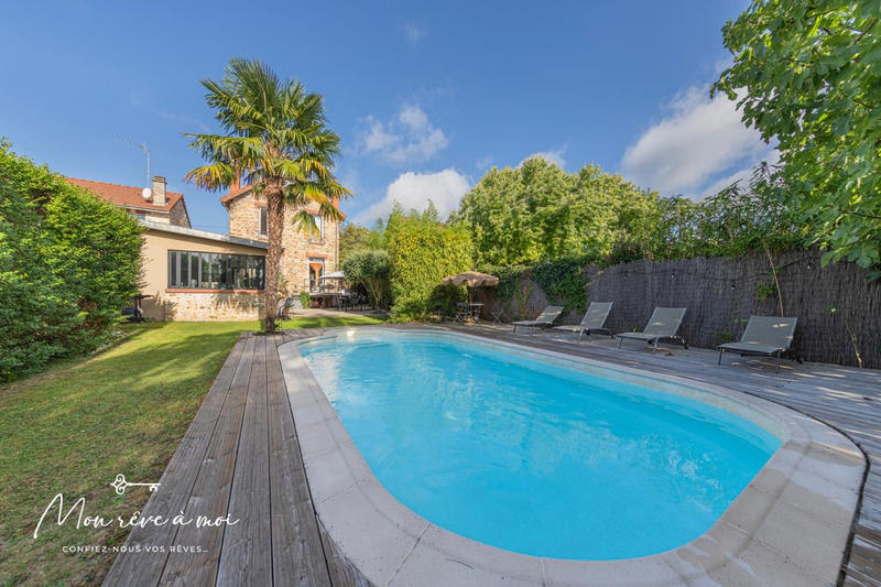 Maison - 145 m² - 6 pièces