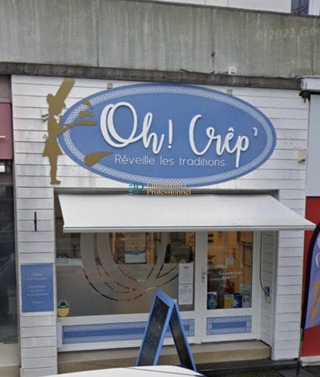 Local commercial - 143 m² - 2 pièces