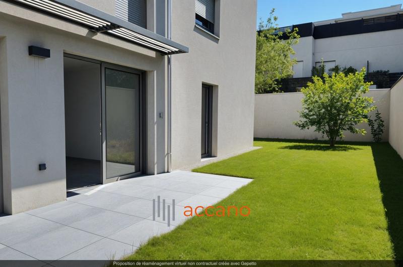 Appartement - 100 m² - 5 pièces