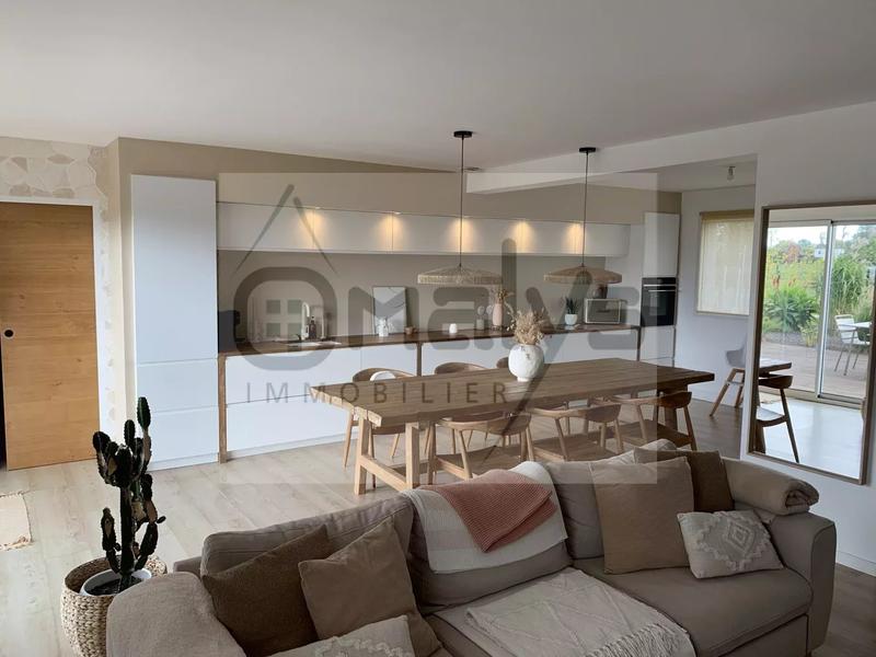 Maison - 130 m² - 5 pièces