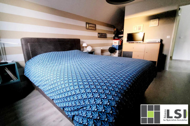 Maison contemporaine - 121 m² - 8 pièces