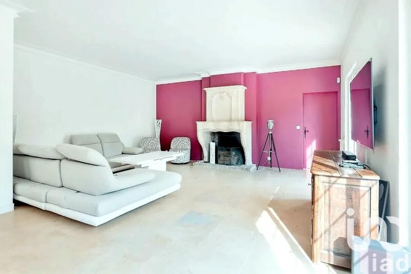 Maison - 800 m² - 18 pièces