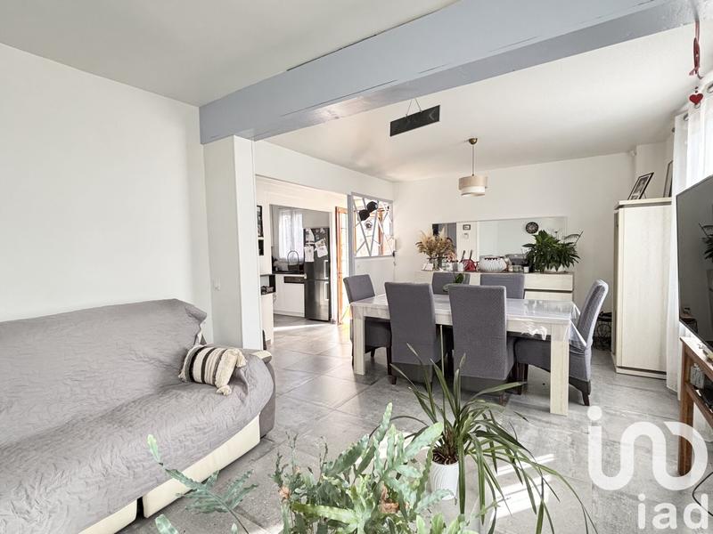 Maison - 104 m² - 6 pièces