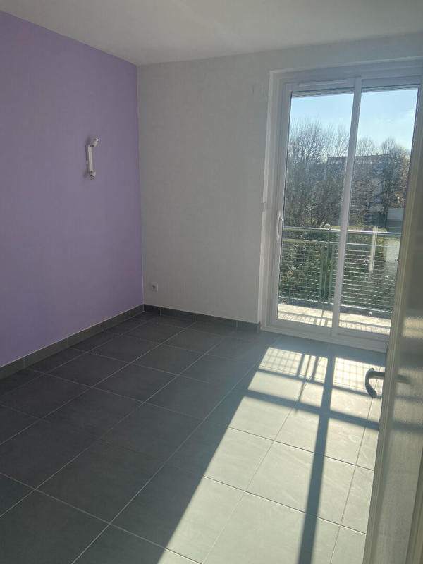 Appartement - 80 m² - 3 pièces