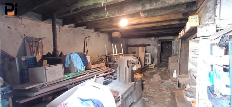 Maison - 270 m² - 7 pièces