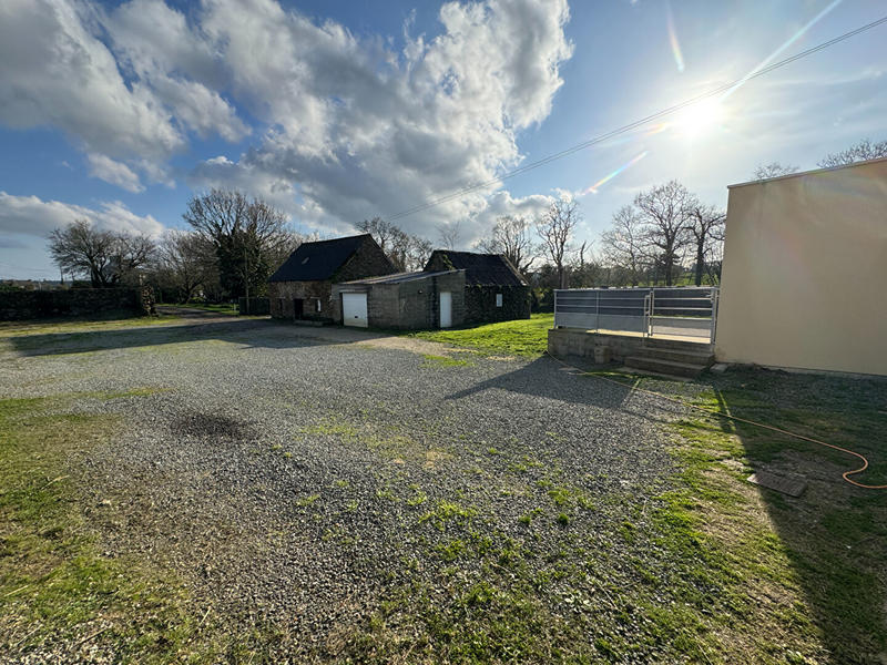 Maison - 150 m² - 8 pièces