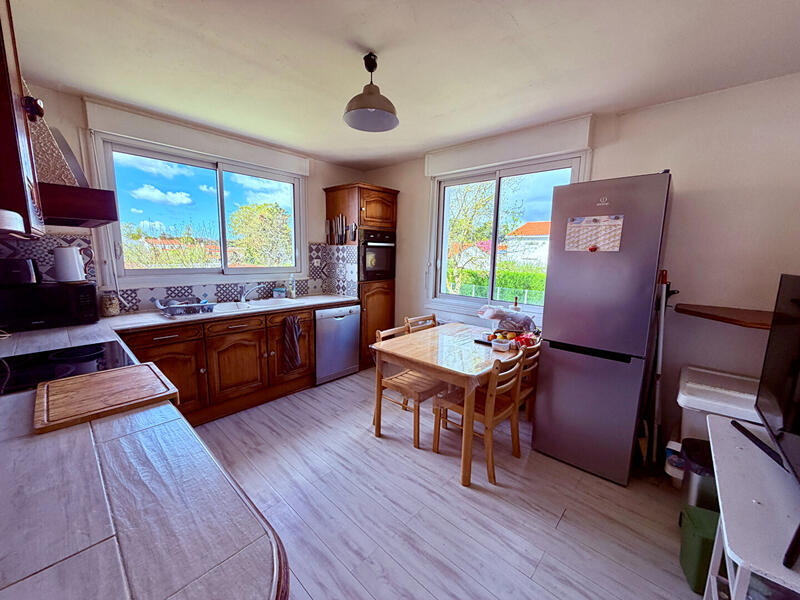 Maison - 137 m² - 7 pièces