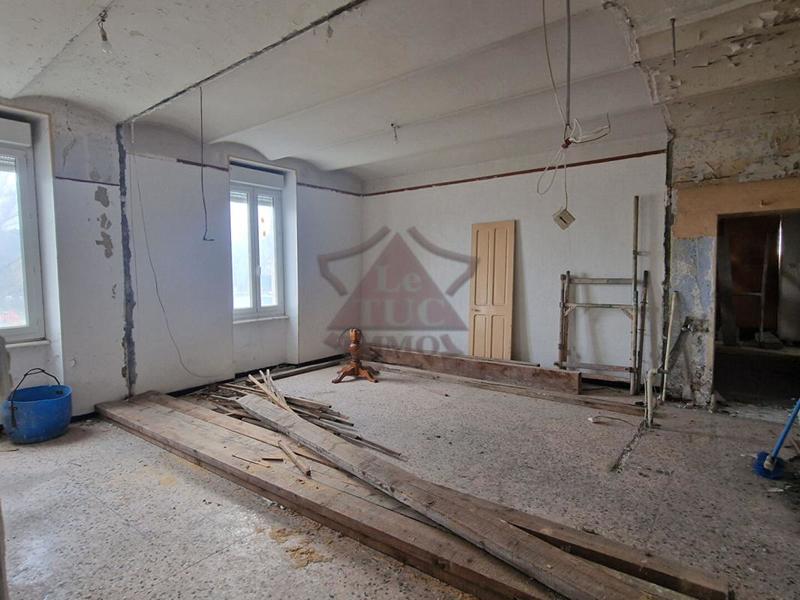 Maison de village - 97 m² - 5 pièces