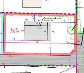 Terrain constructible - 700 m²