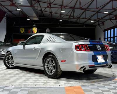 Ford Mustang 3.7 V6 305ch Bva