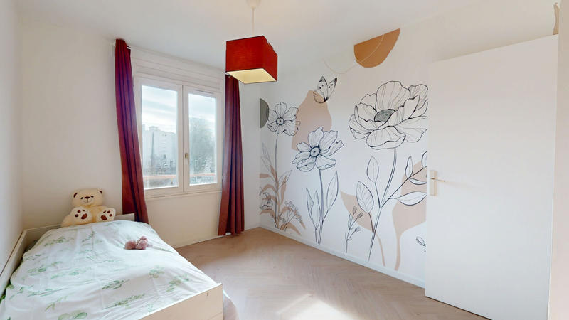 Appartement - 80 m² - 4 pièces