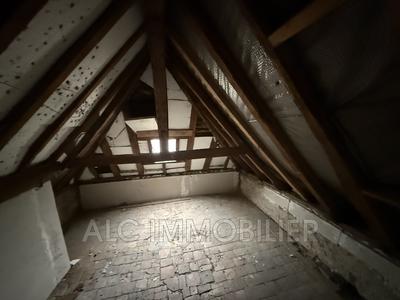 Appartement - 170 m² - 7 pièces