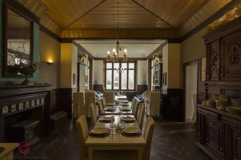 Château - 810 m² - 11 pièces