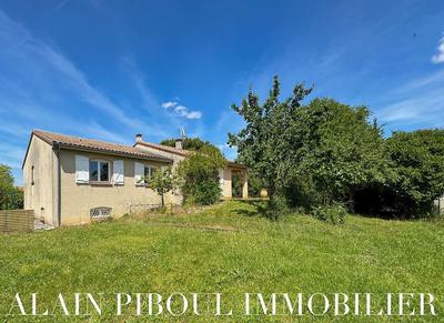 Maison traditionnelle - 107 m² - 4 pièces