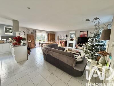 Maison - 157 m² - 7 pièces