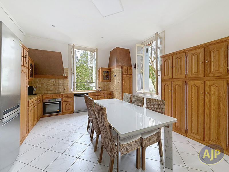 Appartement - 88 m² - 3 pièces