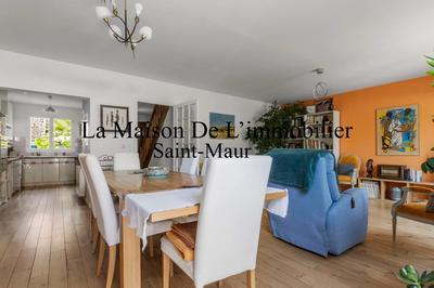 Maison - 136 m² - 6 pièces