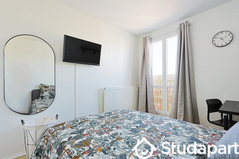 Chambre - 10 m² - 1 pièce