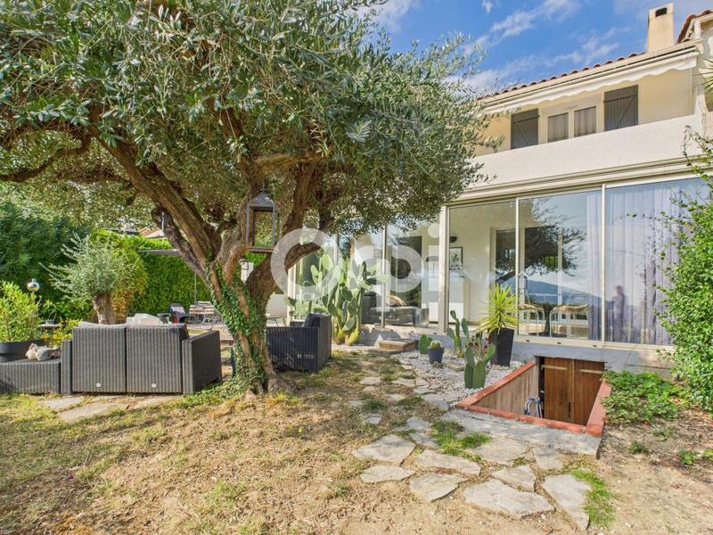 Maison - 94 m² - 3 pièces