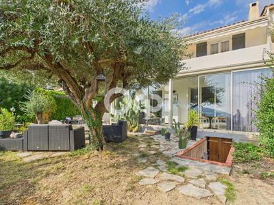 Maison - 94 m² - 3 pièces