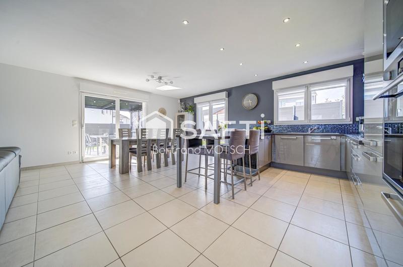 Maison - 177 m² - 8 pièces